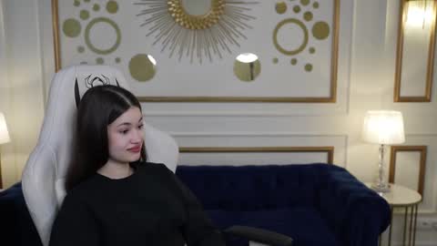 Snapshot of sheryl_elegance chatting on 03-03-25, 11:33 Sheryl online show from 03-03-25, 11:33