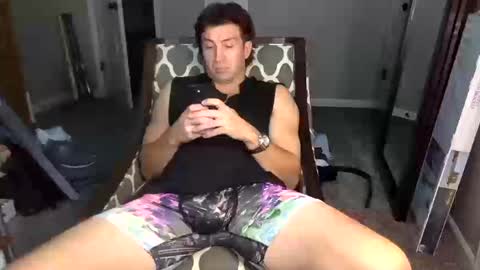 shimmyloe online show from 10-18-25, 09:21