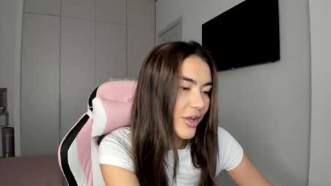 Shineel online show from 02-10-26, 05:11