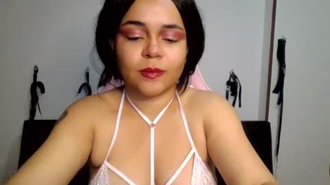 Snapshot of shineex chatting on 02-26-25, 02:04 Shinee online show from 02-26-25, 02:04