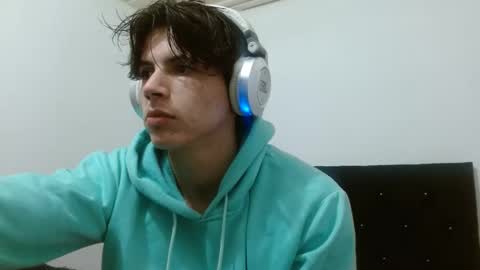 Snapshot of shinobi_grey chatting on 02-09-25, 06:26  .. shinobi .. online show from 02-09-25, 06:26