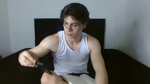 Snapshot of shinobi_grey chatting on 02-14-25, 03:47  .. shinobi .. online show from 02-14-25, 03:47