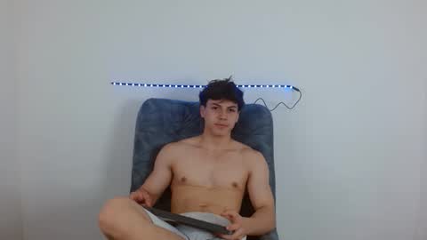 Snapshot of shinobi_grey chatting on 03-06-25, 06:05  .. shinobi .. online show from 03-06-25, 06:05