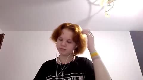 Emma online show from 03-06-26, 08:44