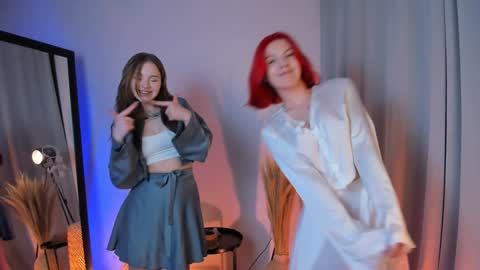 Snapshot of shiny_bell chatting on 01-21-25, 07:17 Bell 3 Next broadcast  online show from 01-21-25, 07:17
