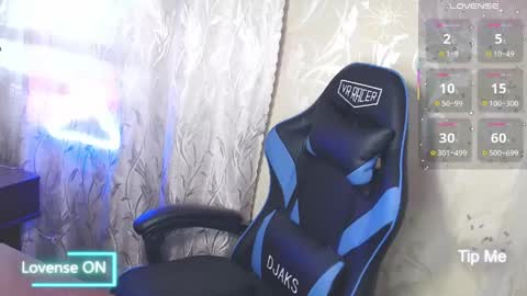 Victoria online show from 04-24-26, 07:11