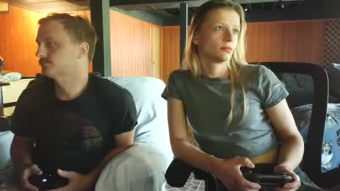 shinyandused online show from 09-17-25, 05:58