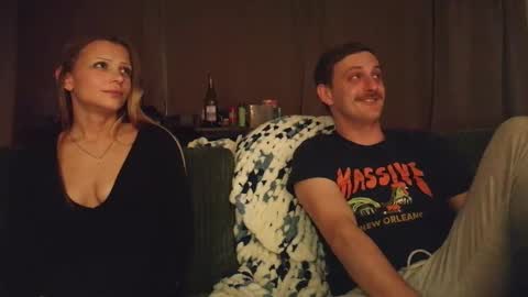 shinyandused online show from 10-20-25, 01:28