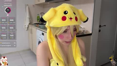 Snapshot of shirayuki_hime chatting on 10-31-25, 08:21 Im Lilu Rosenblum Guys I have ----Ill be glad to see you there online show from 10-31-25, 08:21