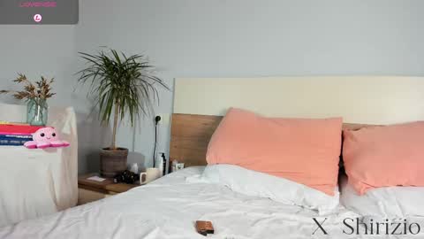 Snapshot of shirizo chatting on 02-19-25, 09:58 Matthew online show from 02-19-25, 09:58