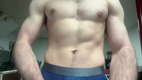 Snapshot of shirtlesshunk15 chatting on 02-20-26, 07:10 shirtlesshunk15 online show from 02-20-26, 07:10