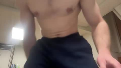 Snapshot of shirtlesshunk15 chatting on 03-13-26, 12:50 shirtlesshunk15 online show from 03-13-26, 12:50