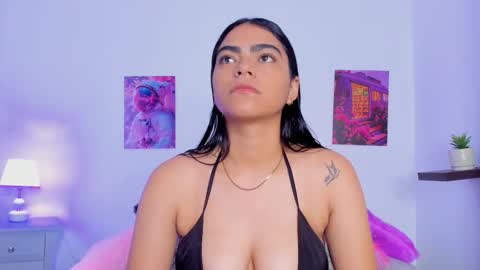 shizuka 11  online show from 11-08-25, 11:10