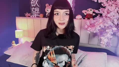 Snapshot of shizuko___ chatting on 05-06-26, 08:58 Valentina online show from 05-06-26, 08:58