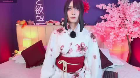 Snapshot of shizuko___ chatting on 05-21-26, 09:00 Valentina online show from 05-21-26, 09:00