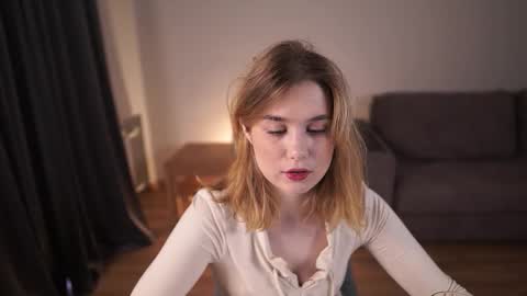 Agatha online show from 09-14-25, 01:10