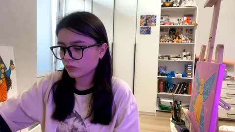 Snapshot of shontagrabowski chatting on 05-10-26, 02:22 Marie online show from 05-10-26, 02:22