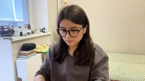 Marie online show from 07-12-26, 01:24