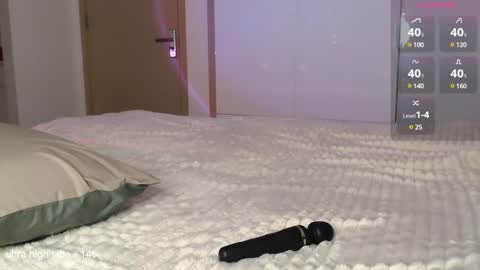 Snapshot of shoopdelang chatting on 01-25-25, 05:08 Jess online show from 01-25-25, 05:08