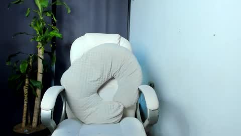 Shooter online show from 10-21-25, 03:18