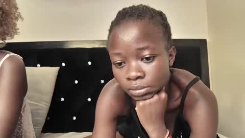 Snapshot of shortnswee254 chatting on 10-28-25, 07:05 shortnswee254 online show from 10-28-25, 07:05