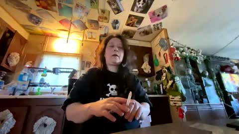 shorty920505 online show from 11-03-25, 07:37