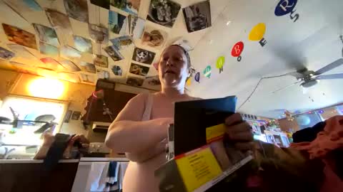 shorty920505 online show from 04-20-26, 11:28