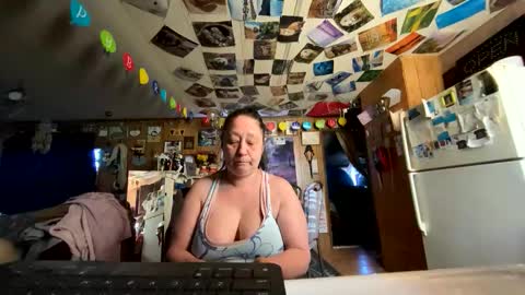 Snapshot of shorty920505 chatting on 05-26-26, 01:01 shorty920505 online show from 05-26-26, 01:01