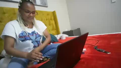 shotofmocha online show from 09-19-25, 04:40