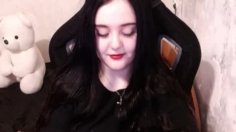 Snapshot of show_for_you chatting on 12-18-24, 11:24 show_for_you online show from 12-18-24, 11:24