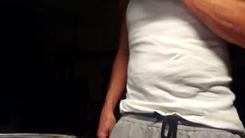 Snapshot of showingoff40 chatting on 09-18-25, 11:45 Red4040 online show from 09-18-25, 11:45