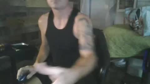 Snapshot of showingoff40 chatting on 10-03-25, 08:50 Red4040 online show from 10-03-25, 08:50