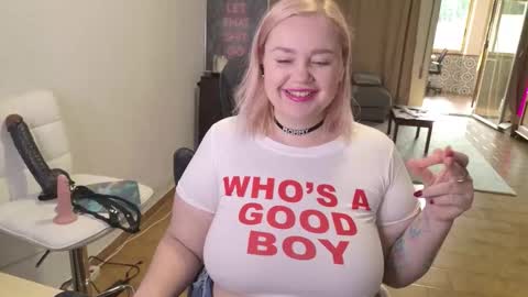 Mimi   online show from 02-01-26, 10:14