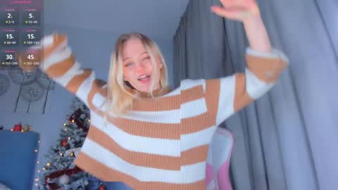 Snapshot of showmejenny chatting on 01-02-25, 02:57 jennywoody online show from 01-02-25, 02:57