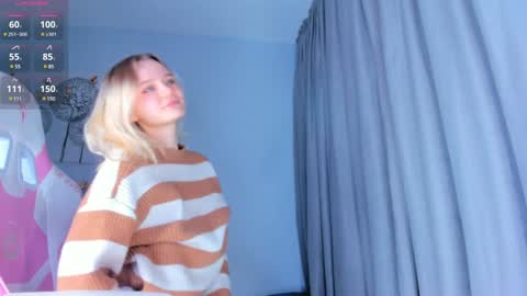 Snapshot of showmejenny chatting on 01-18-25, 03:49 jennywoody online show from 01-18-25, 03:49