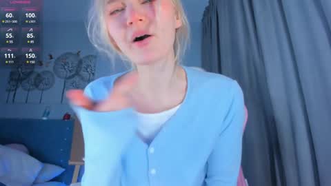 Snapshot of showmejenny chatting on 01-29-25, 04:41 jennywoody online show from 01-29-25, 04:41