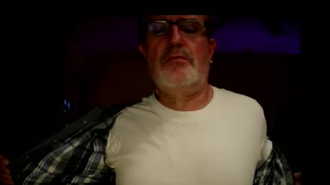 shrewtamer online show from 12-01-25, 12:37