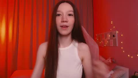 Neila online show from 06-14-26, 03:25