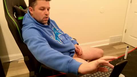 shroom online show from 03-10-25, 07:10