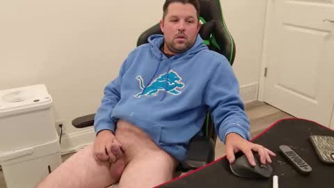 shroom online show from 10-30-25, 07:25