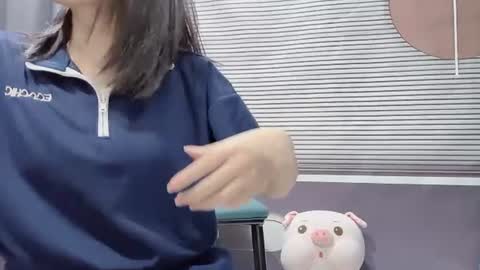 Hua yi online show from 06-09-26, 01:28