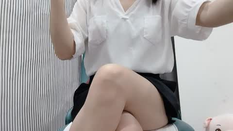 Hua yi online show from 06-28-26, 01:22