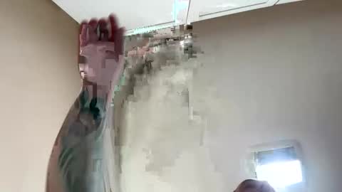 Snapshot of shubby420 chatting on 01-09-25, 04:06 YeahBoi420 online show from 01-09-25, 04:06