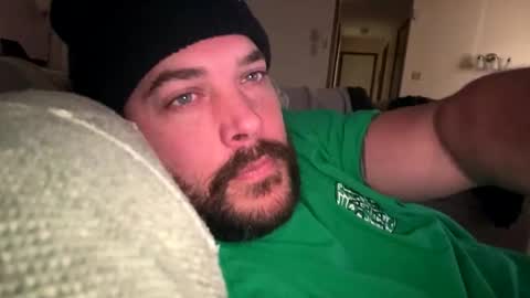 Snapshot of shubby420 chatting on 11-04-25, 04:17 YeahBoi420 online show from 11-04-25, 04:17