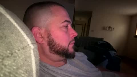 Snapshot of shubby420 chatting on 11-19-25, 01:33 YeahBoi420 online show from 11-19-25, 01:33