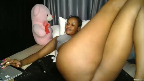 EVA online show from 02-08-25, 06:01