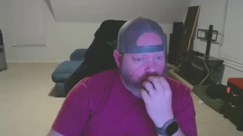 shughes740 online show from 03-02-25, 04:28