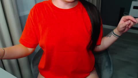 Snapshot of shy_26 chatting on 12-12-24, 12:33 shy_26 online show from 12-12-24, 12:33