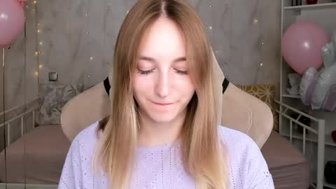 Polly online show from 04-07-26, 12:11