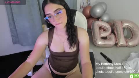 Nahomy online show from 01-18-25, 04:59